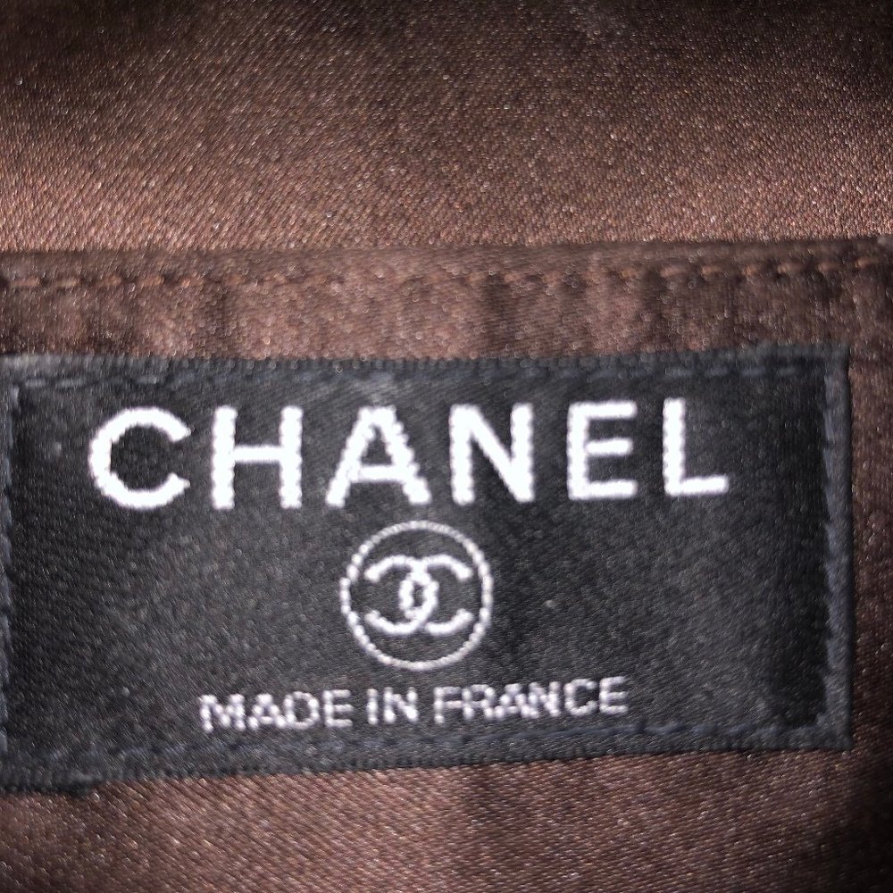 SOLD - Authentic CHANEL Vintage Shoulderbag - Picture 2 of 15